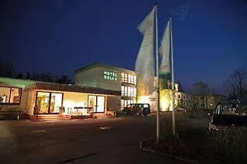 Selau Hotel 3*