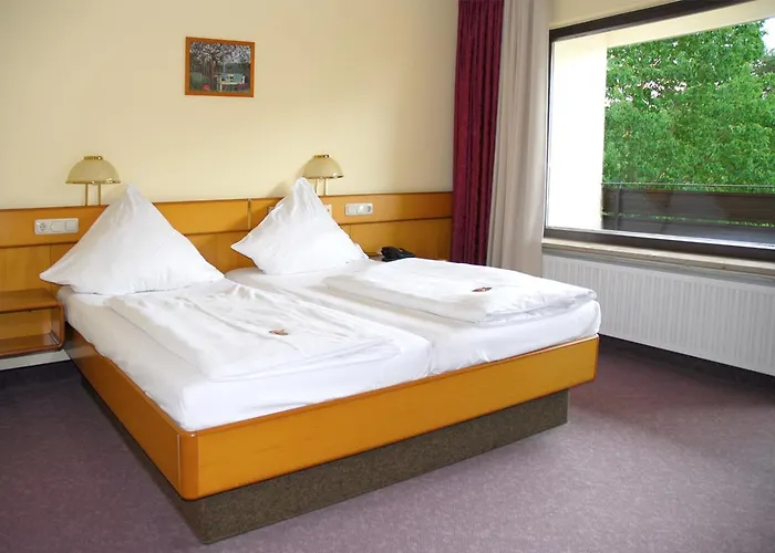 Selau ホテル Neunkirchen am Brand